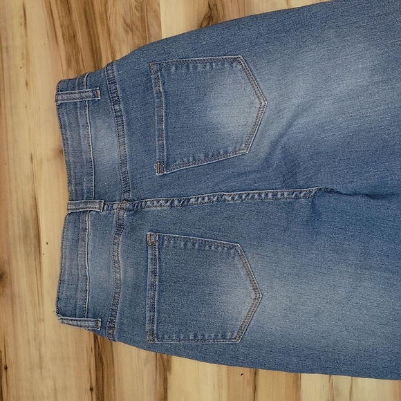 Fashion Nova Medium Blue High Waisted Distressed Jeans - Picture 8 of 10